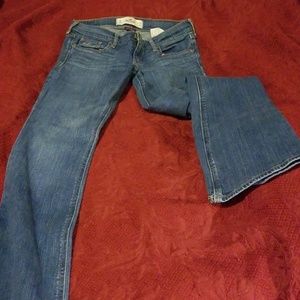 Hollister jeans